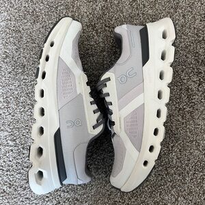 On Women’s Cloudrunner 2 Shoes